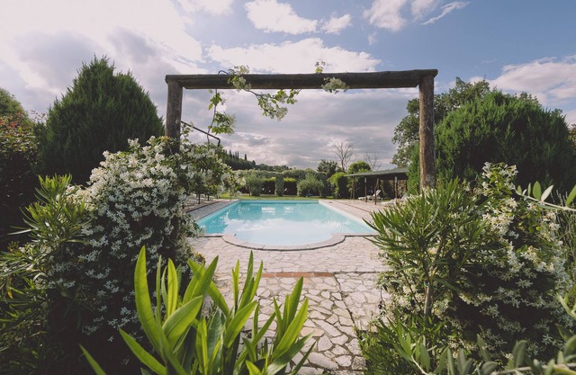 Family apartment with swimming pool inTheHeart of Tuscany VillaNobile(Raffaello)