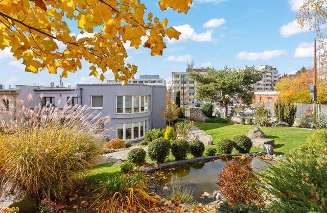 Family apartment with garden view