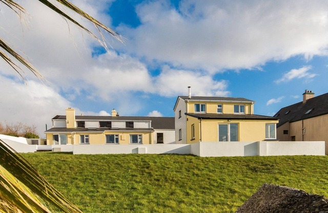 Family beach house located within a short stroll of Waterville
