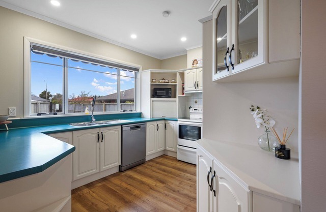Family Bliss - Ashburton Holiday Home