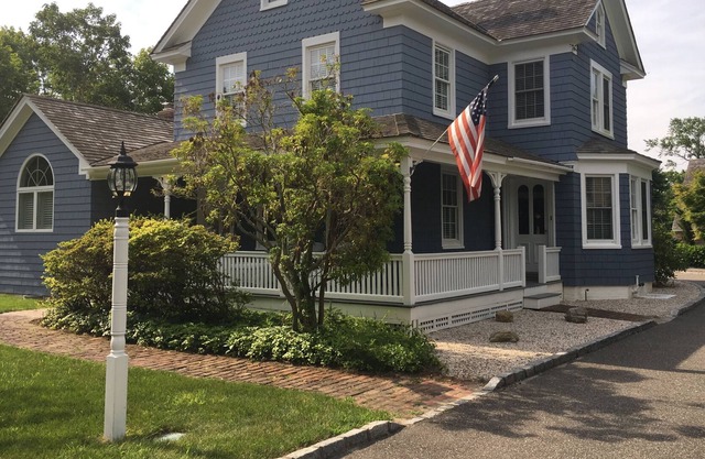 Compuesto familiar en Westhampton