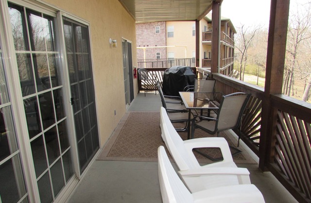 Family Condo B-4 near Table Rock Lake by RedAwning