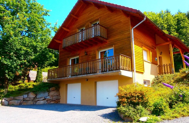 Casa de la familia de 2-8 personas con comodidad