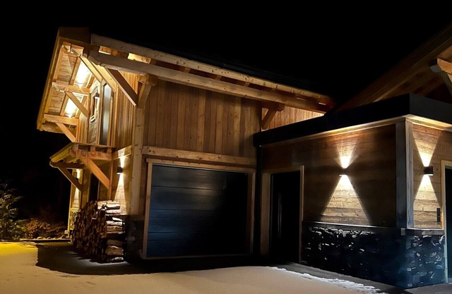 Family cottage, luxury, facing Montblanc, resorts 5 minutes