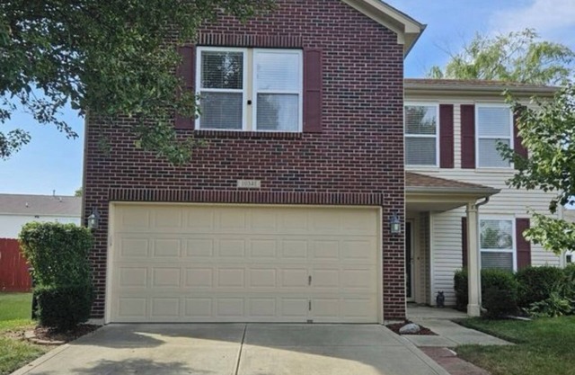 Family Friendly 3 bed, 2.5 bath house with WiFi, AC near Brownsburg and Speedway