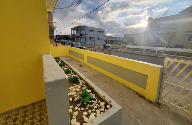 Family-friendly 4 Bedroom Unit, sleeps 12