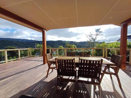 Family friendly 4 bedroom home with outdoor living