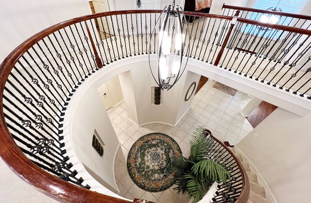 Family Friendly 5-Bedroom w/ Hot Tub and Game Room