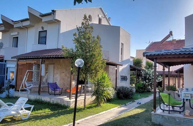 Family friendly beachfront villa