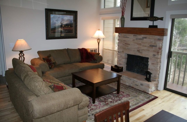Family Friendly Condo Great Winter Fun