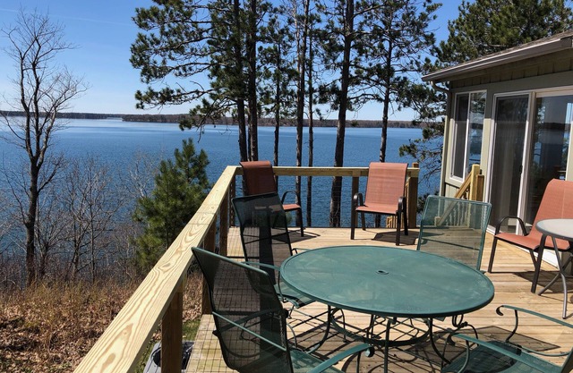 Cottage para familias w / vistas espectaculares de Round Lake-Hayward, WI
