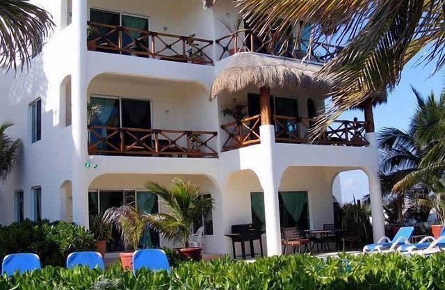 Diversión familiar con 2 piscinas y una impresionante terraza con vista al mar