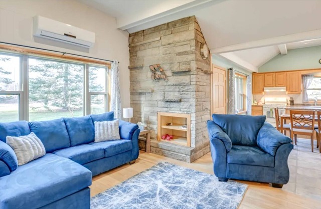 Family-Friendly Home with Direct ATV/Snowmobile Trail Access