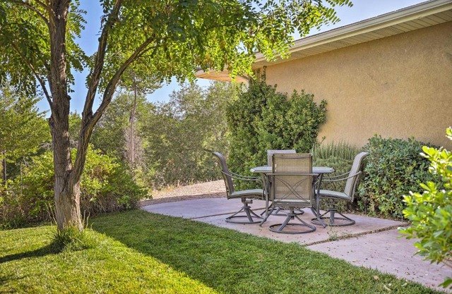 Family-Friendly Home Near Zion National Park!