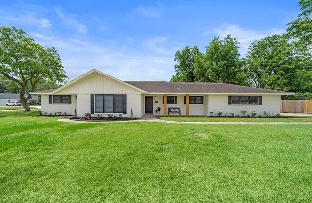 Family-Friendly Home with Private Pool