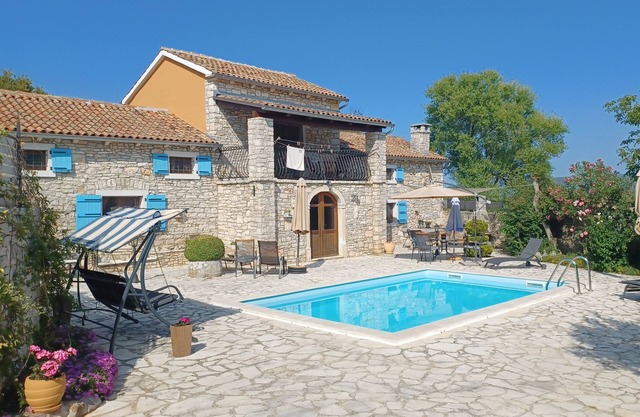 Casa familiar con piscina Barban, Sredisnja Istra (K-24471)
