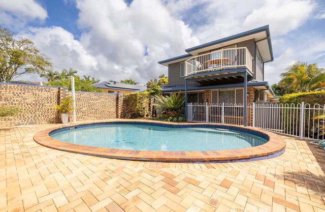 Family-Friendly Oasis with Pool, Near Beaches & Theme Parks