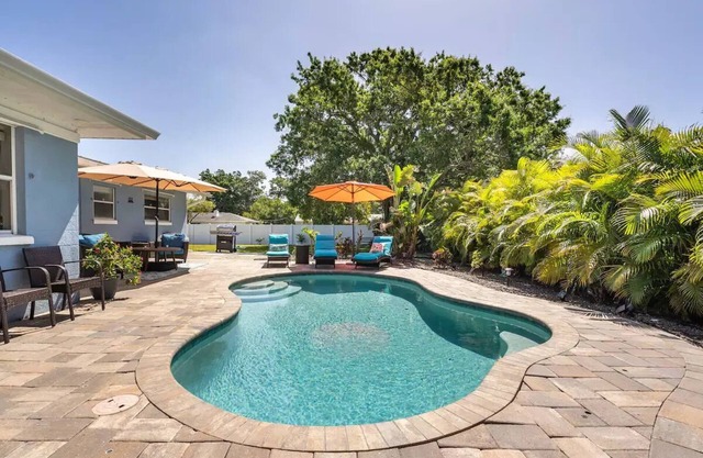 Family friendly private home with pool and close to the beaches
