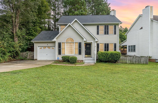 Family Friendly Retreat in RDU with all the convenience -- 3 Bd / 2.5 Ba
