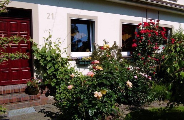 Casa adosada ideal para familias en Sande OT Mariensiel. 15 km hasta Jever