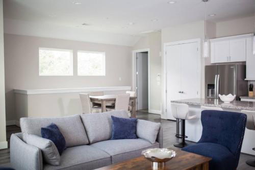 Family-Friendly Townhome near Downtown Houston