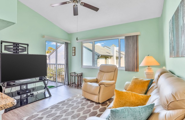 Family-Friendly Condo Close to Beach W/ Shared Pool, Free WiFi & Private Balcony