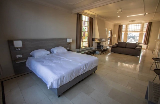 Family Getaway | Just Steps from Soothing Dunes, Outdoor Thrill & Local Hotspots