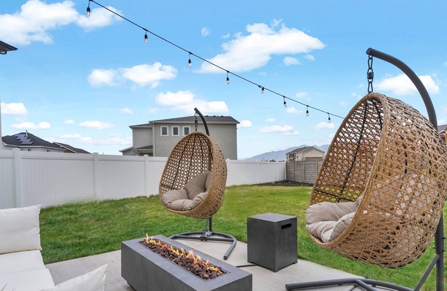 Family Getaway near BYU, UVU, & Skiing with HUGE backyard