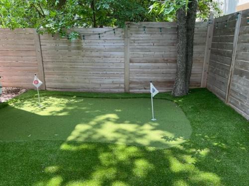 Family & Group-Friendly Luxe Home by Airport, ACL, Football Games & F1