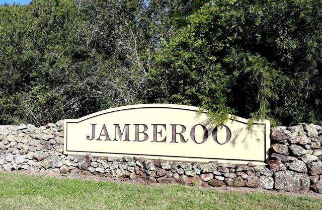 Family home 5 minutes to Jamberoo Water Park