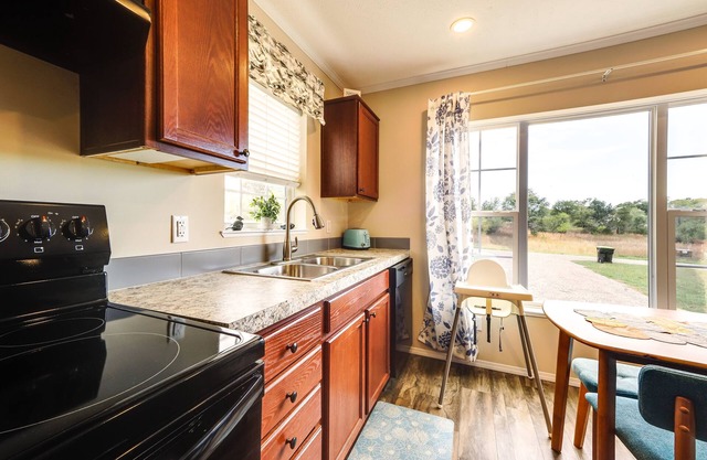 Family Home in Rapid City ~ 4 Mi to Torch Lake!