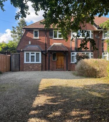 Family Home in Residential Area, No Parties