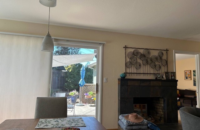 Family Home walkable to parks; near Stanford, Googleplex, and lively Castro St.