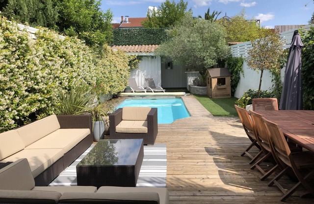 Casa típica de Burdeos con piscina 9 para 5 personas