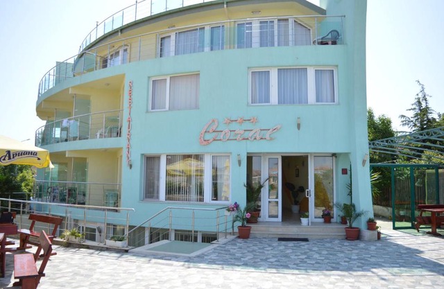 Family Hotel Coral