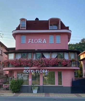 Family Hotel Flora