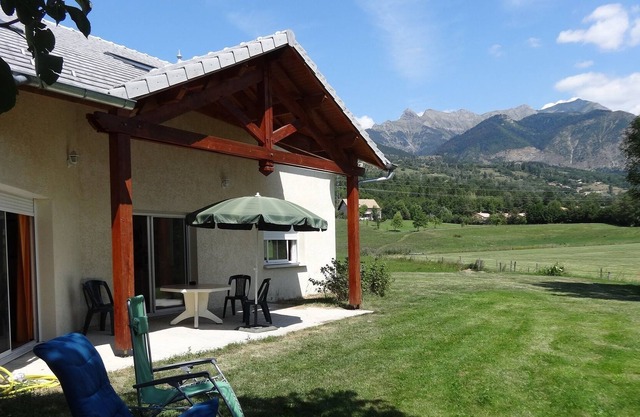 Casa familiar entre lago y montaña para 12 personas.