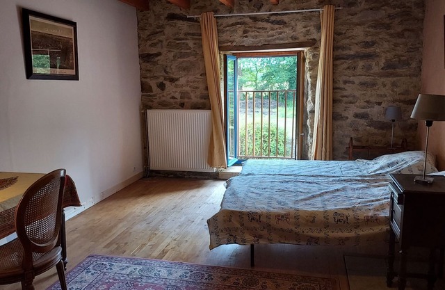 Family house of character in a bucolic setting