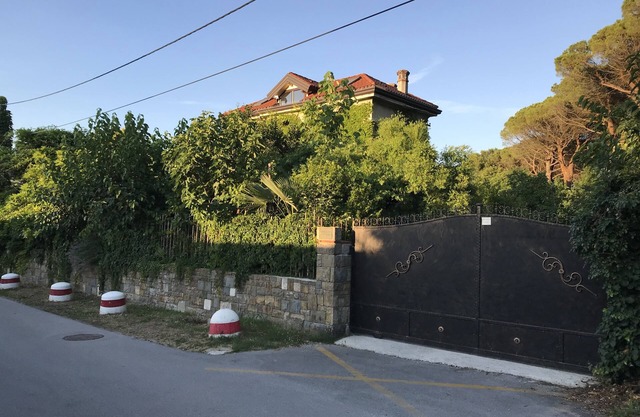 Casa familiar Parenzana y jardín, bicicletas gratis