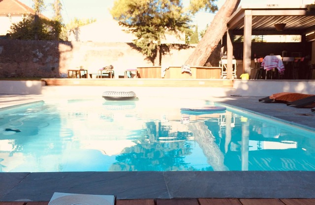 CASA FAMILIAR CON PISCINA PISCINA TERRENO APARCAMIENTO MUY TRANQUILO