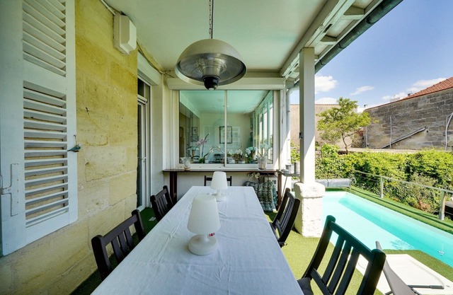 Family house with pool