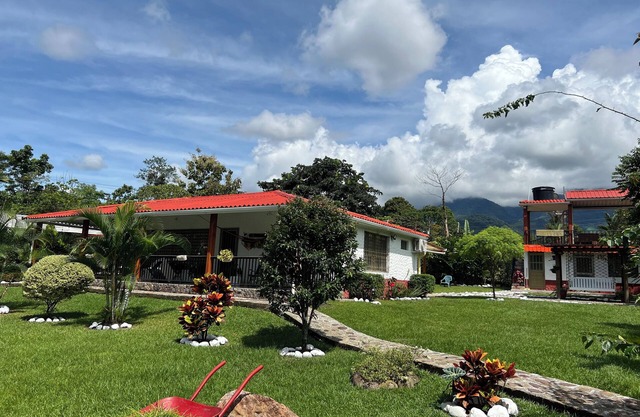 Alojamiento familiar Finca La Faraona en Restrepo, Meta.