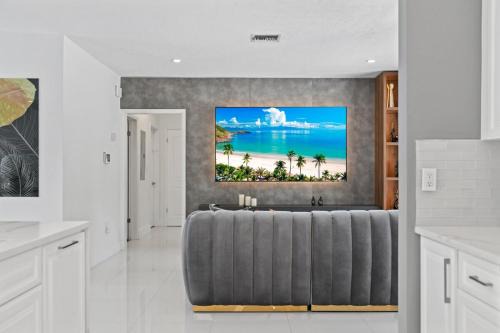 Family Oasis Pool, Billiards and More L88