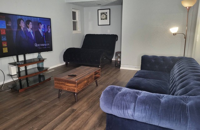 Family & Pet Friendly Getaway Close to Tinker AFB