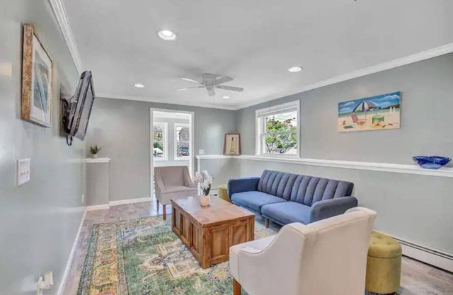 Family, Pet & Kid-Friendly Apartment - Backyard - Grill