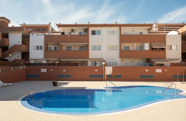Relax familiar con terraza y piscina Güímar