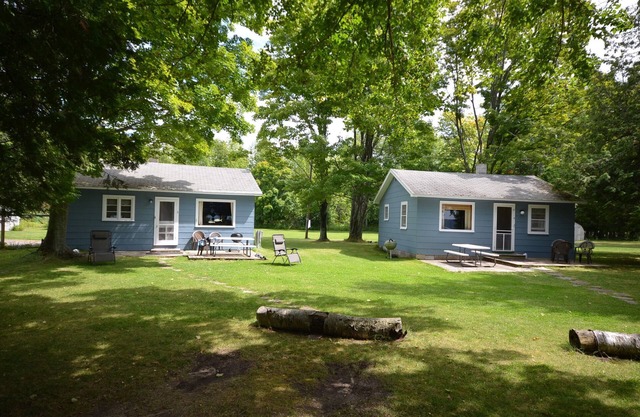 Big Glen Lake-Glen Arbor-Capacidad 4- 2 dormitorios-Alquiler 1 o todas las 5 cabinas