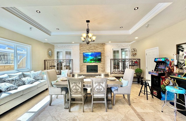 Family Retreat - game room & basketball court in La Mesa