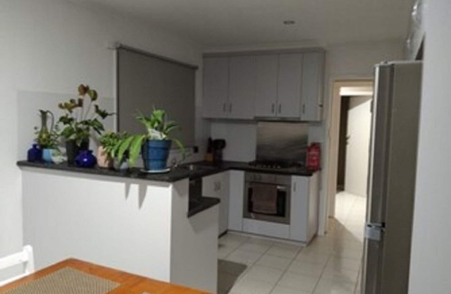Family retreat handy to sporting amenities and the lake
