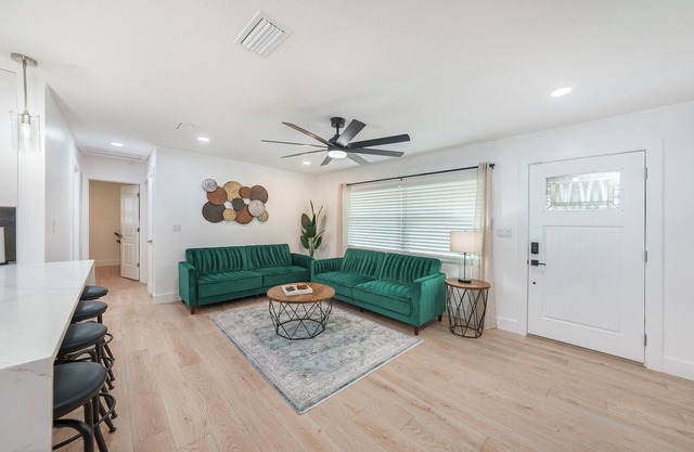 Family Retreat Minutes From the Beach